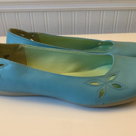 Leather Flats - Picture 3 of 6